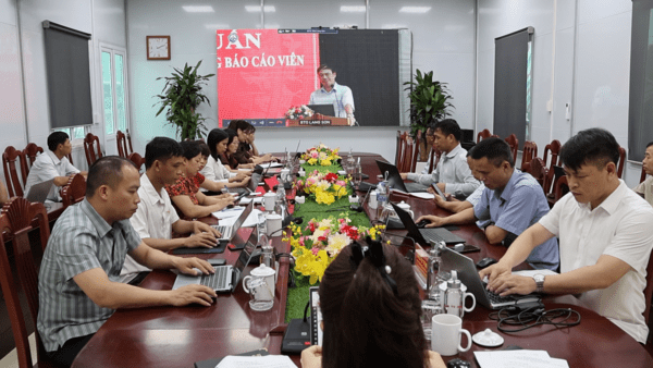 XÃ QUAN SƠN THAM DỰ TẬP HUẤN CÔNG TÁC TUYÊN TRUYỀN MIỆNG, HOẠT ĐỘNG BÁO CÁO VIÊN