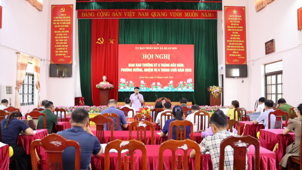 UBND XÃ QUAN SƠN TỔ CHỨC HỘI NGHỊ GIAO BAN 6 THÁNG ĐẦU NĂM 2026